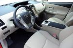 Toyota Prius V 2011 года